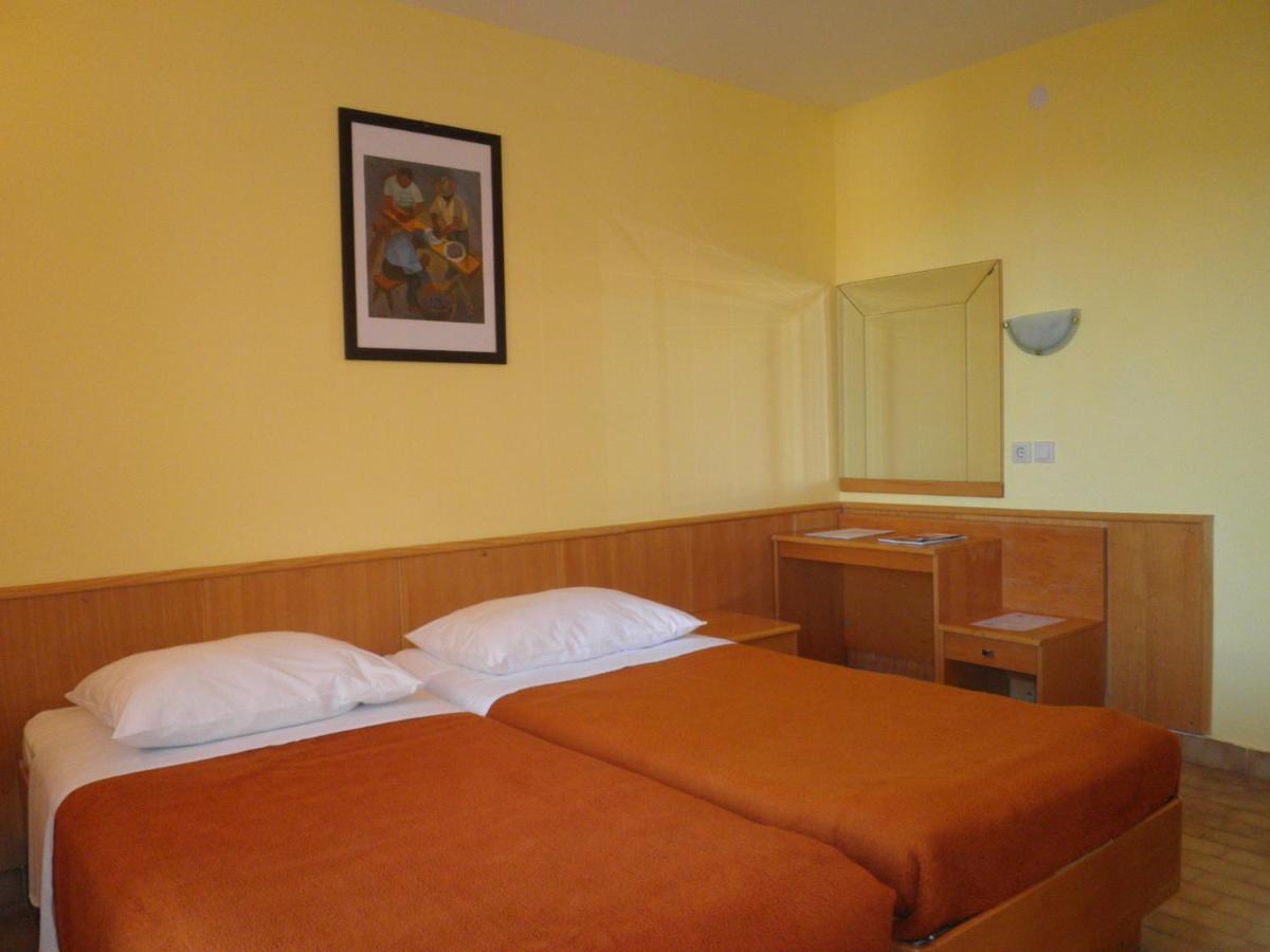 Hotel Zora Pavilions Primosten Luaran gambar