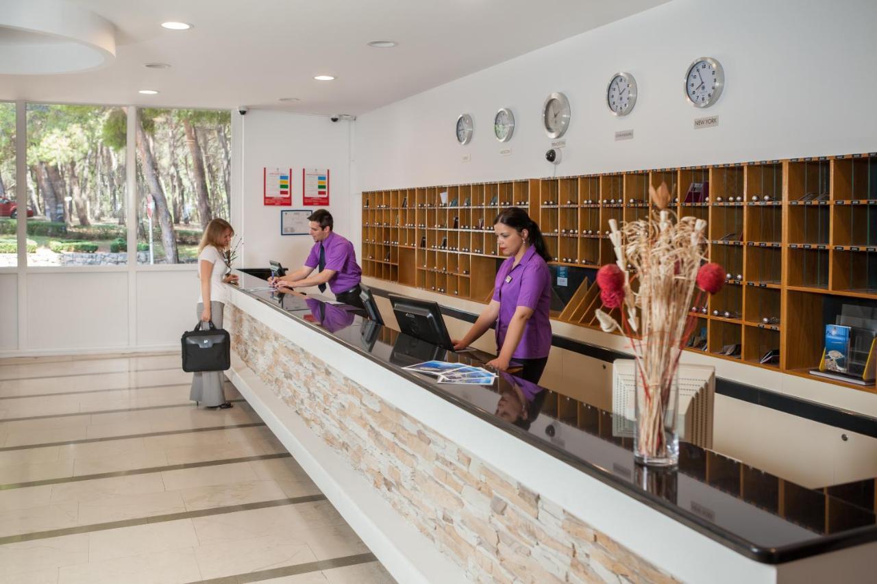 Hotel Zora Pavilions Primosten Luaran gambar
